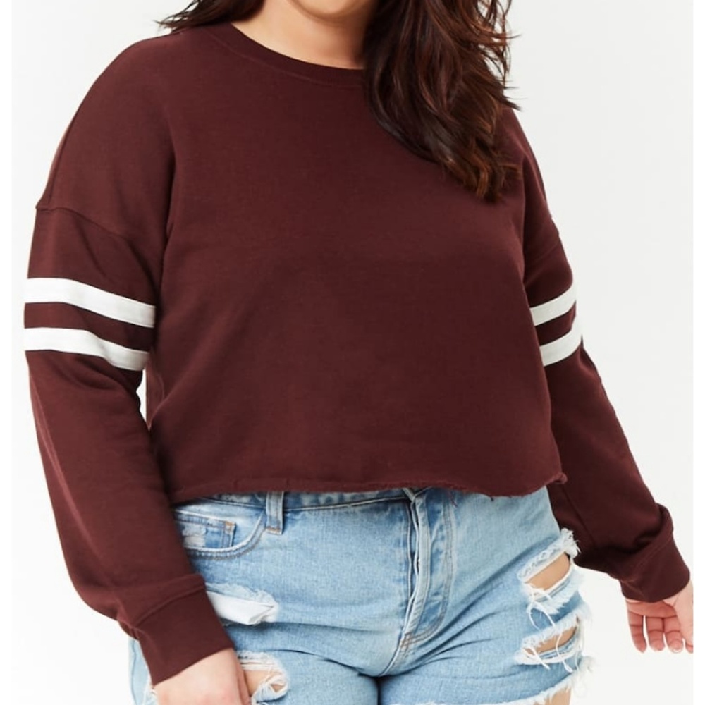 Plus Size Cropped Varsity Sweatshirt